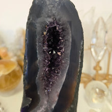 Load image into Gallery viewer, Amethyst Agate Cathedral
