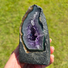 Load image into Gallery viewer, Amethyst Agate Cathedral
