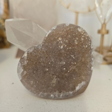 Load image into Gallery viewer, Druzy Agate Heart
