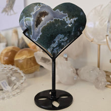 Load image into Gallery viewer, Moss Agate Heart with Stand
