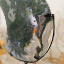 Load image into Gallery viewer, Moss Agate Moon with Stand
