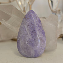 Load image into Gallery viewer, Lavender Jade Teardrop Palmstone
