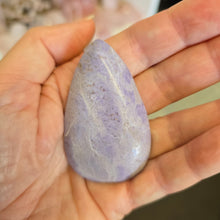 Load image into Gallery viewer, Lavender Jade Teardrop Palmstone
