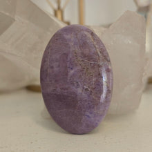 Load image into Gallery viewer, Lavender Jade Palmstone
