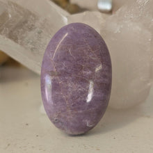 Load image into Gallery viewer, Lavender Jade Palmstone
